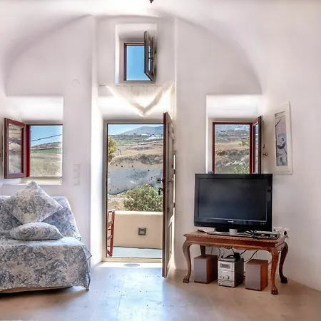 Mezzo Cave House *